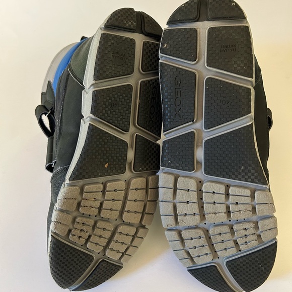 Boys Geox waterproof snow boots -worn twice - Picture 10 of 13